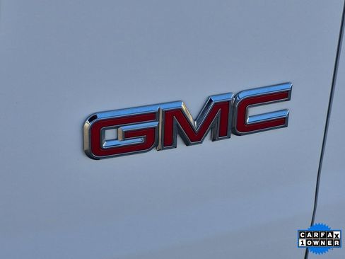 Used 2024 GMC Savana 2500 w/ Driver Convenience Package image 11