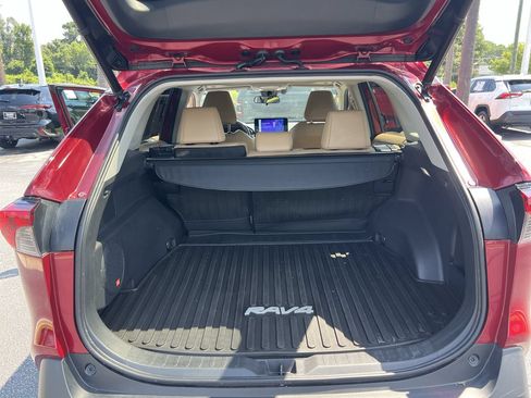 Used 2023 Toyota RAV4 XLE Premium FWD image 33