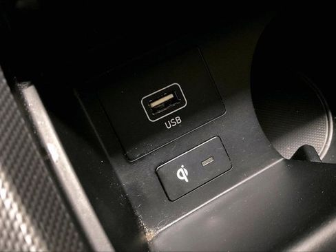 Used 2023 Hyundai Santa Fe SEL image 33