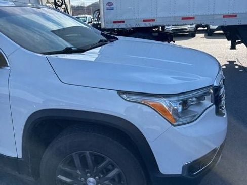 Used 2019 GMC Acadia SLT image 28