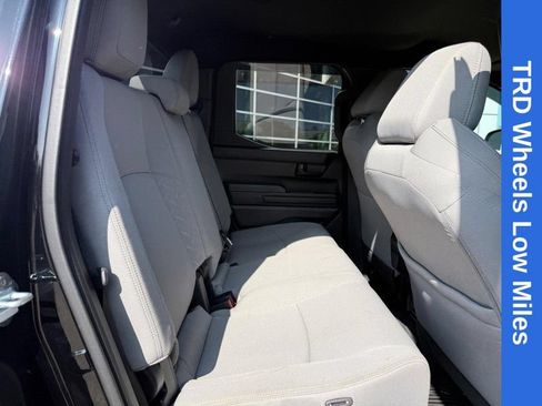 Used 2024 Toyota Tacoma SR5 AWD/4WD image 12