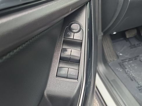Certified 2025 Chevrolet Equinox LT w/ Convenience Package II FWD image 16