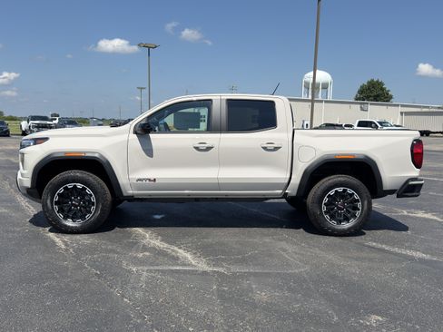 New 2026 GMC Canyon AT4 w/ Technology Plus Package AWD/4WD image 8