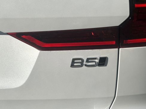 New 2026 Volvo XC60 B5 Plus w/ Climate Package image 12