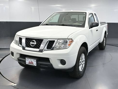 Used 2014 Nissan Frontier SV AWD/4WD image 8