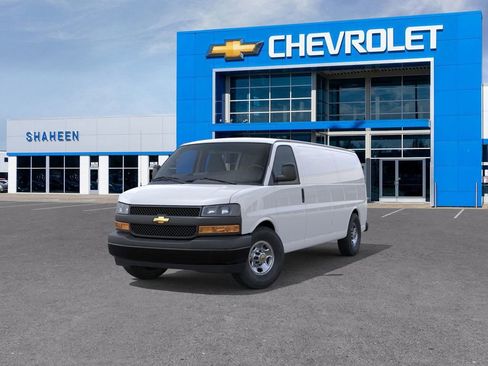 New 2026 Chevrolet Express 2500 Extended w/ Driver Convenience Package image 10