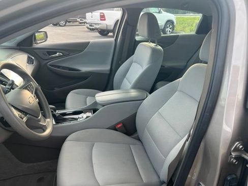 Used 2023 Chevrolet Malibu LT FWD image 14
