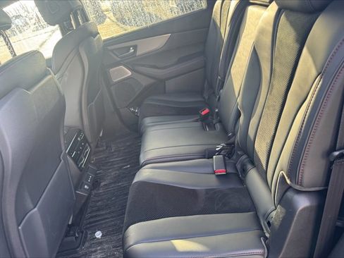 Used 2025 Acura MDX A-Spec image 6