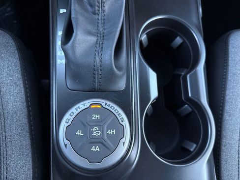 New 2026 Ford Bronco 2-Door AWD/4WD image 30