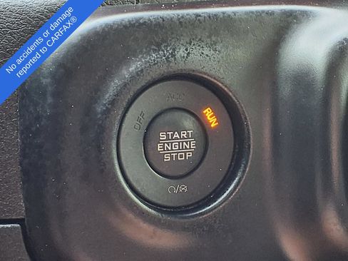 Used 2023 Jeep Wrangler Unlimited Rubicon w/ Cold Weather Group AWD/4WD image 28