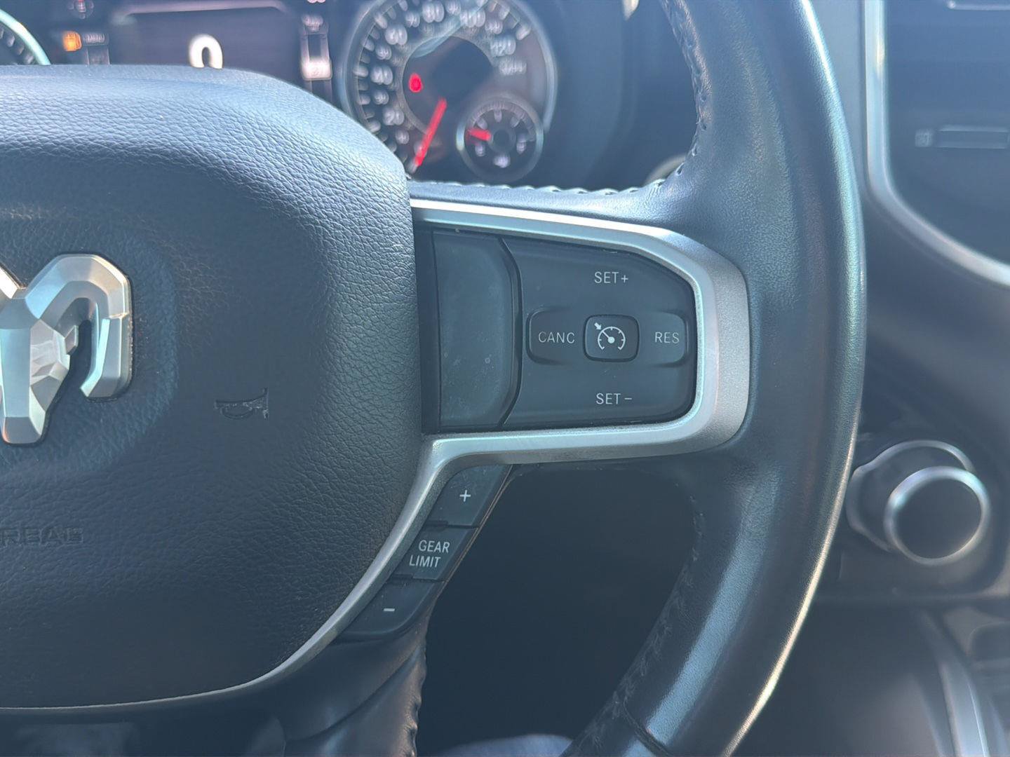 Used 2021 RAM 1500 Big Horn RWD image 23
