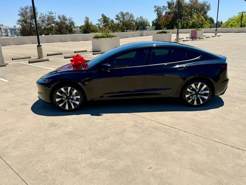 Used 2025 Tesla Model 3 RWD image 18