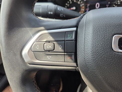 Used 2022 Jeep Compass Limited AWD/4WD image 15