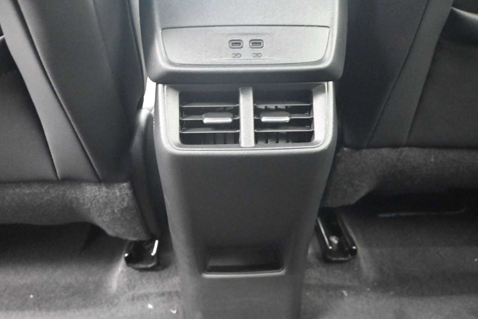 New 2027 GMC Terrain AT4 w/ LPO, Hit The Road Package AWD/4WD image 26