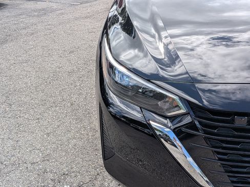 Used 2025 Nissan Sentra SV w/ All-Weather Package image 9