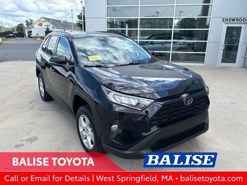 Used 2019 Toyota RAV4 XLE w/ Convenience Package AWD/4WD image 1
