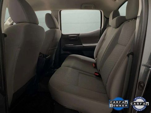 Used 2022 Toyota Tacoma SR image 65