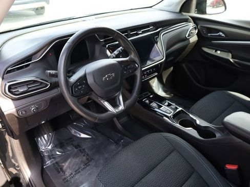 Used 2023 Chevrolet Bolt EUV LT FWD image 12