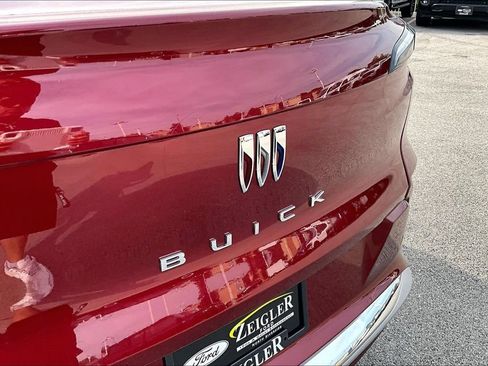 Used 2025 Buick Envista Avenir FWD image 31