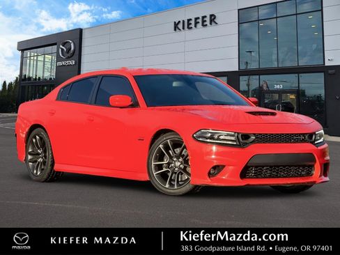 Used 2020 Dodge Charger Scat Pack w/ Navigation & Travel Group image 1