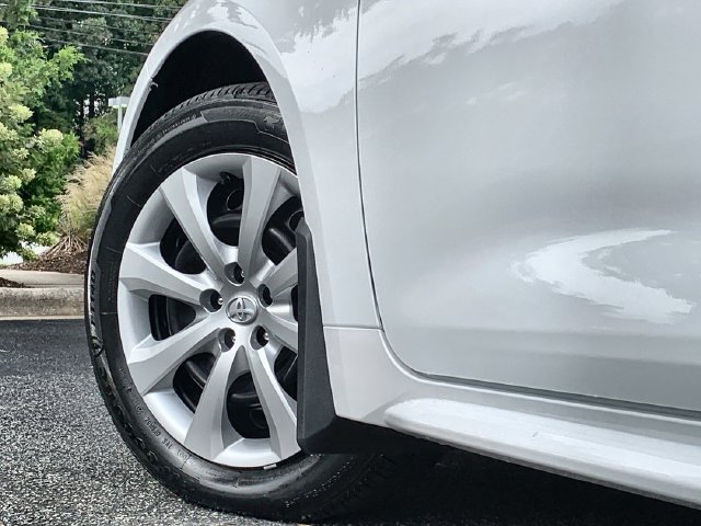Used 2026 Toyota Corolla LE FWD image 41