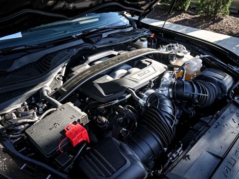 Used 2024 Ford Mustang GT Premium image 33