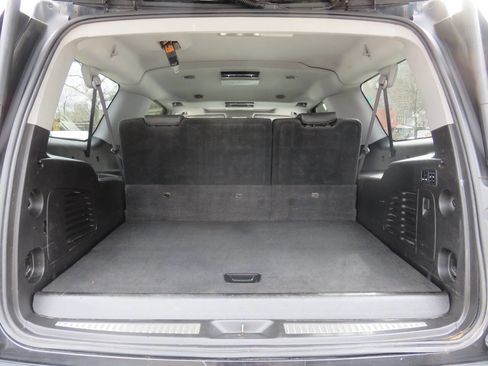 Used 2016 GMC Yukon XL SLT w/ Open Road Package image 28