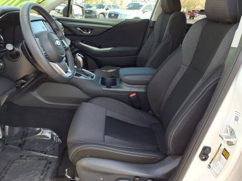 Certified 2025 Subaru Outback Premium w/ Popular Package #1A image 27