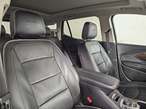 Used 2020 GMC Terrain Denali w/ Denali Premium Package image 11