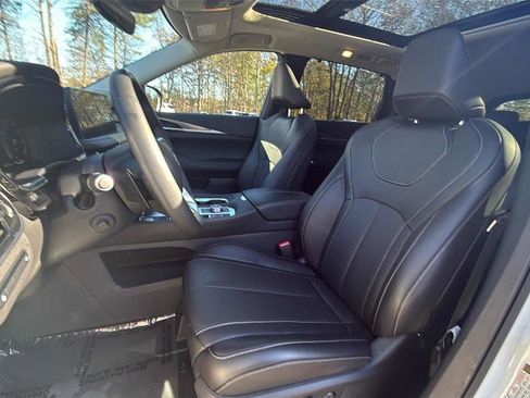 Certified 2025 INFINITI QX60 Luxe w/ Cargo Package image 11