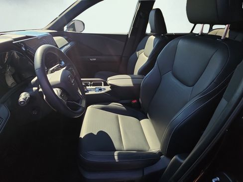 Used 2024 Lexus TX 350 AWD w/ Captains Chair Package image 18