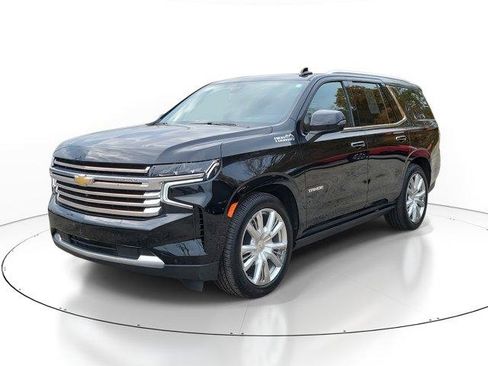 Used 2022 Chevrolet Tahoe High Country image 2