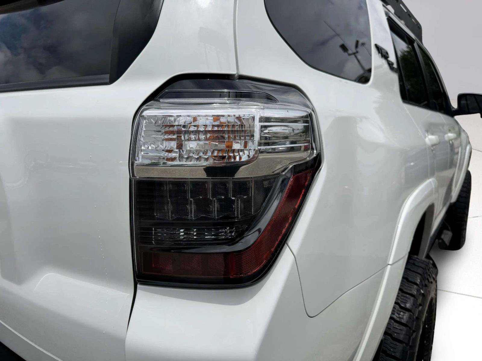 Used 2019 Toyota 4Runner TRD Off-Road AWD/4WD image 17