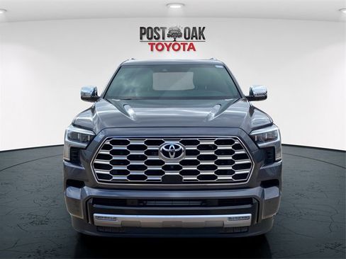 Used 2024 Toyota Sequoia Capstone image 2