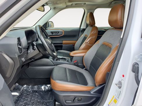 Used 2021 Ford Bronco Sport Outer Banks w/ Outer Banks Package image 9