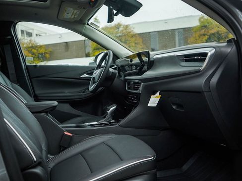 New 2026 Buick Encore GX Avenir w/ Avenir Technology Package image 11