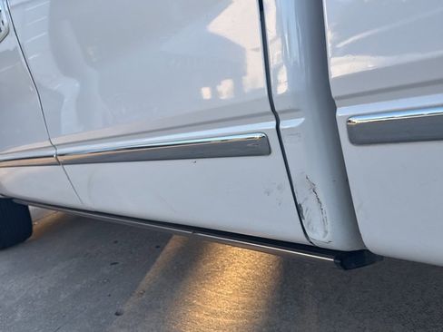 Used 2013 Ford F150 Platinum image 22