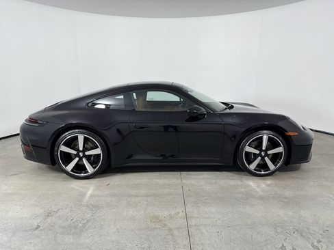 New 2026 Porsche 911 Carrera image 8