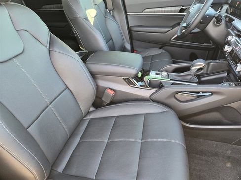 New 2025 Kia Telluride EX w/ EX Captain's Chair Package image 10