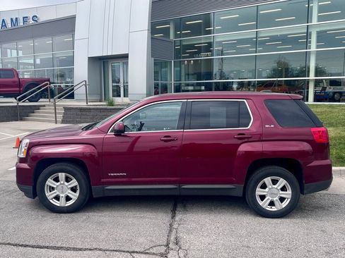Used 2016 GMC Terrain SLE FWD image 3