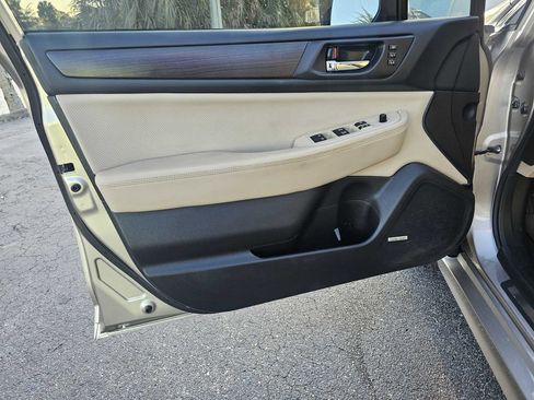 Used 2015 Subaru Legacy 2.5i Limited image 6