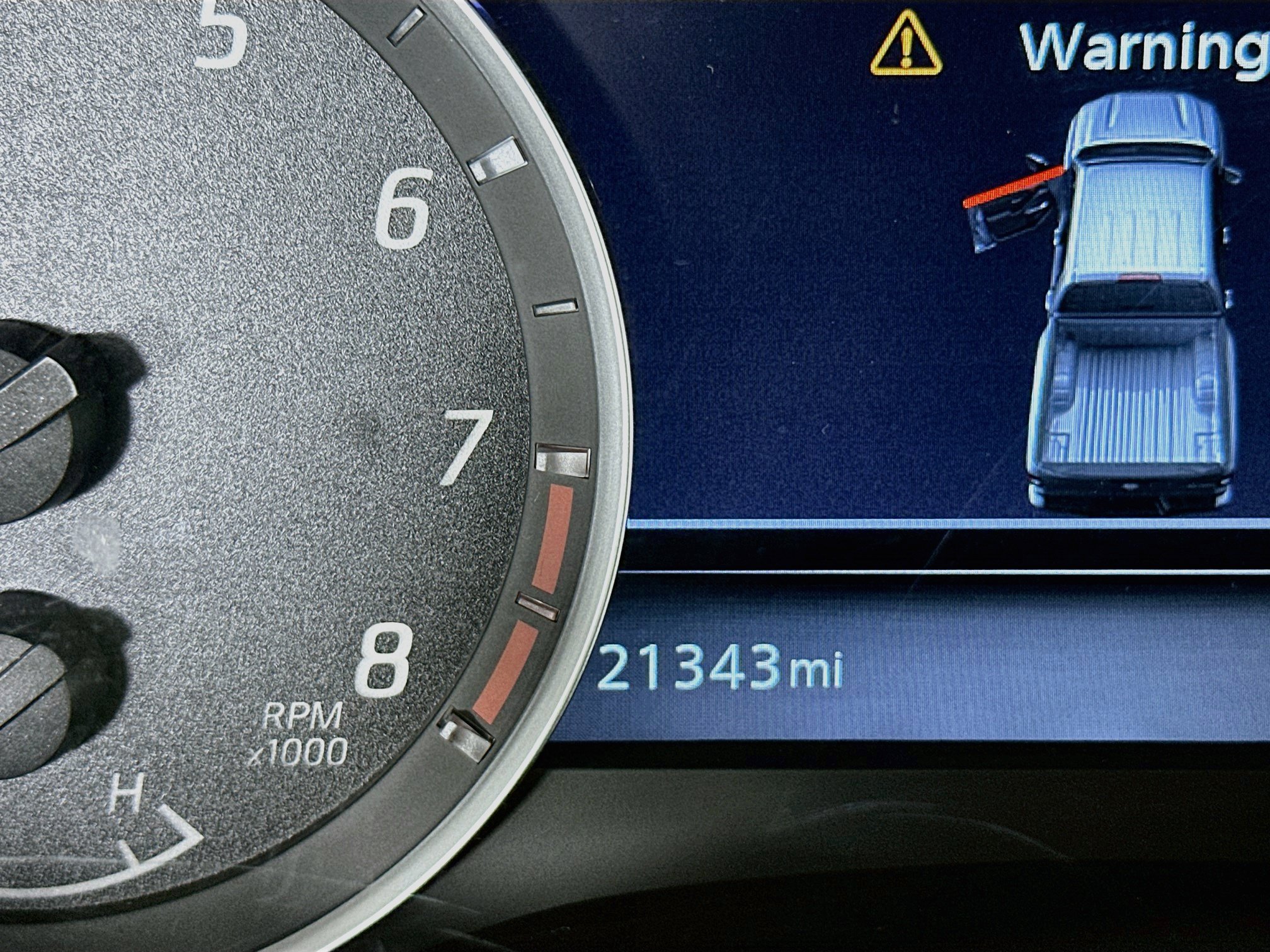 Used 2026 Nissan Frontier SV RWD image 18