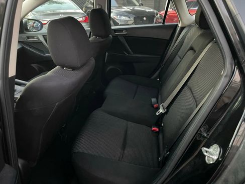 Used 2013 MAZDA MAZDA3 i Touring FWD image 17