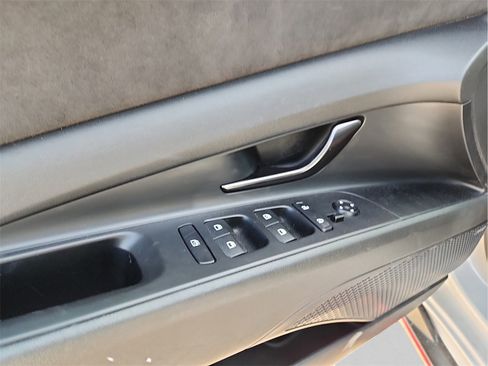 Used 2023 Hyundai Elantra N image 15