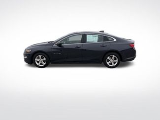 Used 2022 Chevrolet Malibu LS video 2