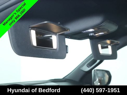 Used 2025 GMC Yukon Denali AWD/4WD image 23