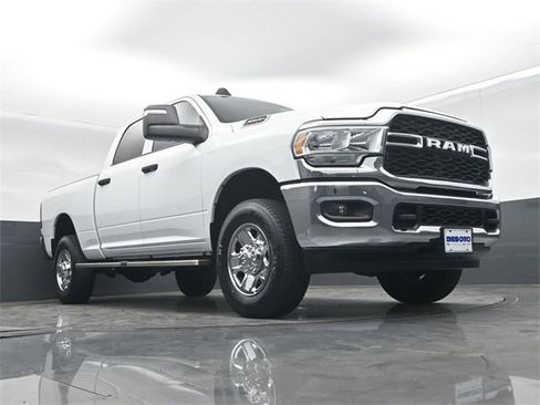 Used 2023 RAM 3500 Tradesman w/ Chrome Appearance Group image 46