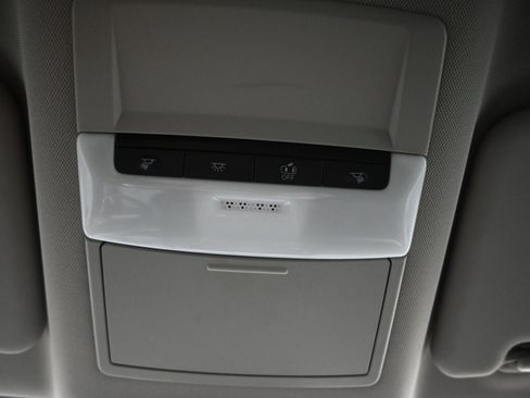 Used 2023 Nissan Rogue S image 24