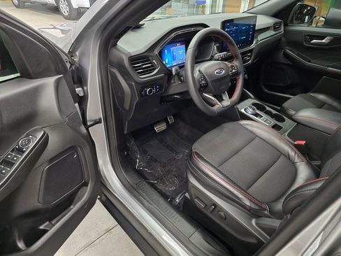 Used 2023 Ford Escape ST-Line w/ Tech Pack #1 image 15
