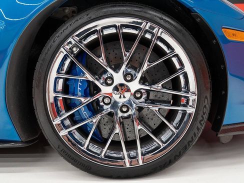 Used 2010 Chevrolet Corvette ZR1 w/ Preferred Equipment Group RWD image 55